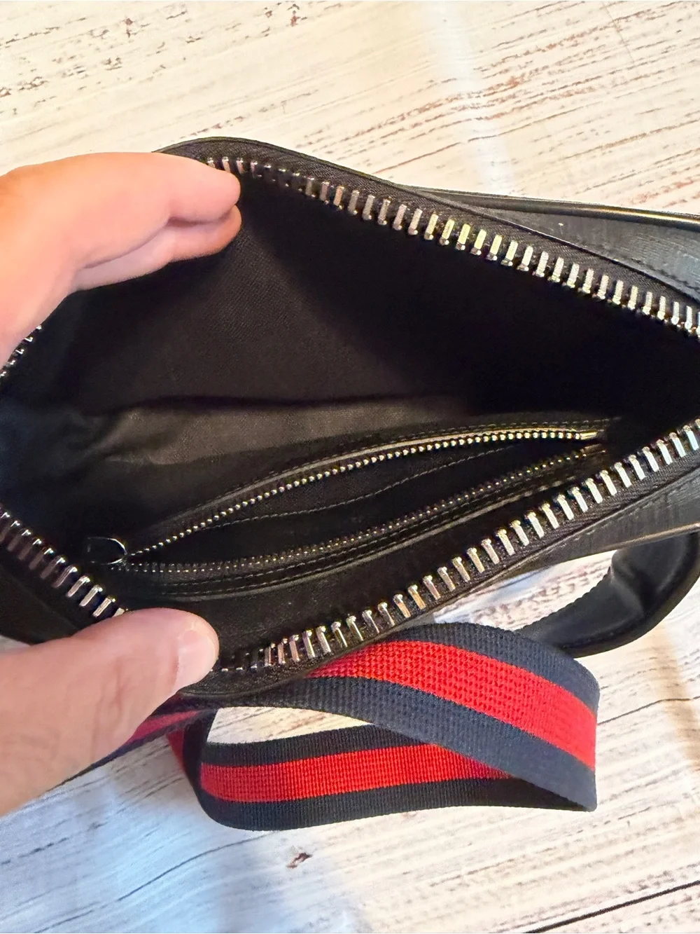 Gucci GG Supreme Waist Pouch 474293 PVC Leather Black Compact Zip like new
